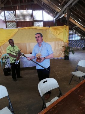 The French Ambassador, Pierre FOURNIER, receiving a gift from the Chiefs of the Tabwemasana and Islands Council of Chiefs.